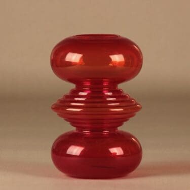 Riihimäen lasi Tiimalasi vase, red designer Nanny Still