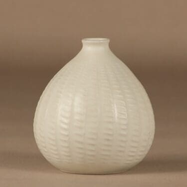 Arabia Reliefi vase, white designer Ulla Procope