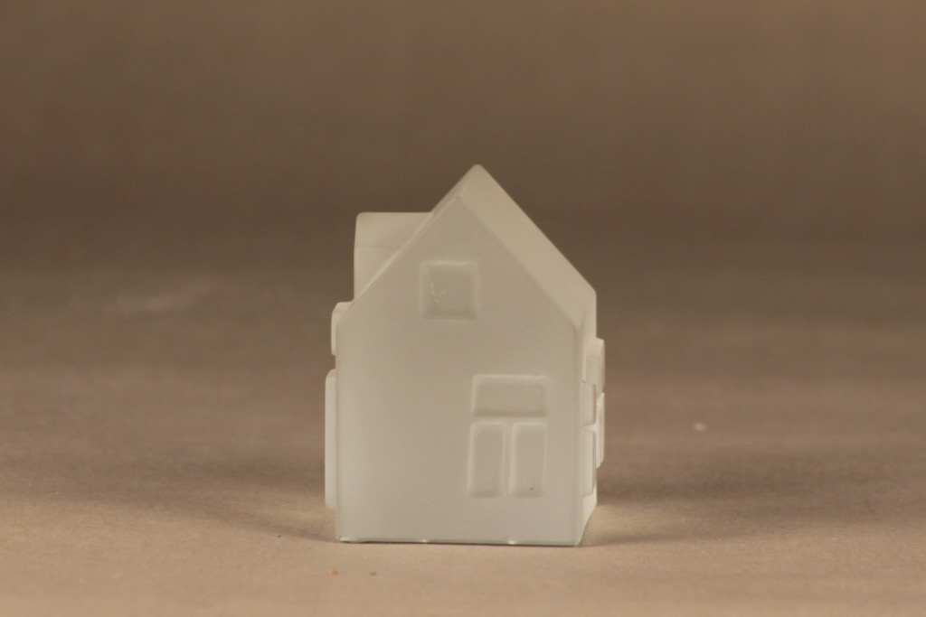 Iittala Iittalan kylä taide-esine, Hakalan kauppa, suunnittelija Jorma Vennola, Hakalan kauppa, signeerattu, numeroitu kuva 2