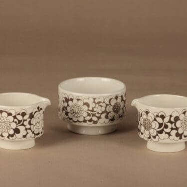 Arabia Gardenia sokerikko ja kermakko(2), harmaa, suunnittelija Esteri Tomula, kukka