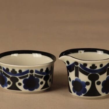 Arabia Riikka sugar bowl and creamer designer Anja Jaatinen-Winquist