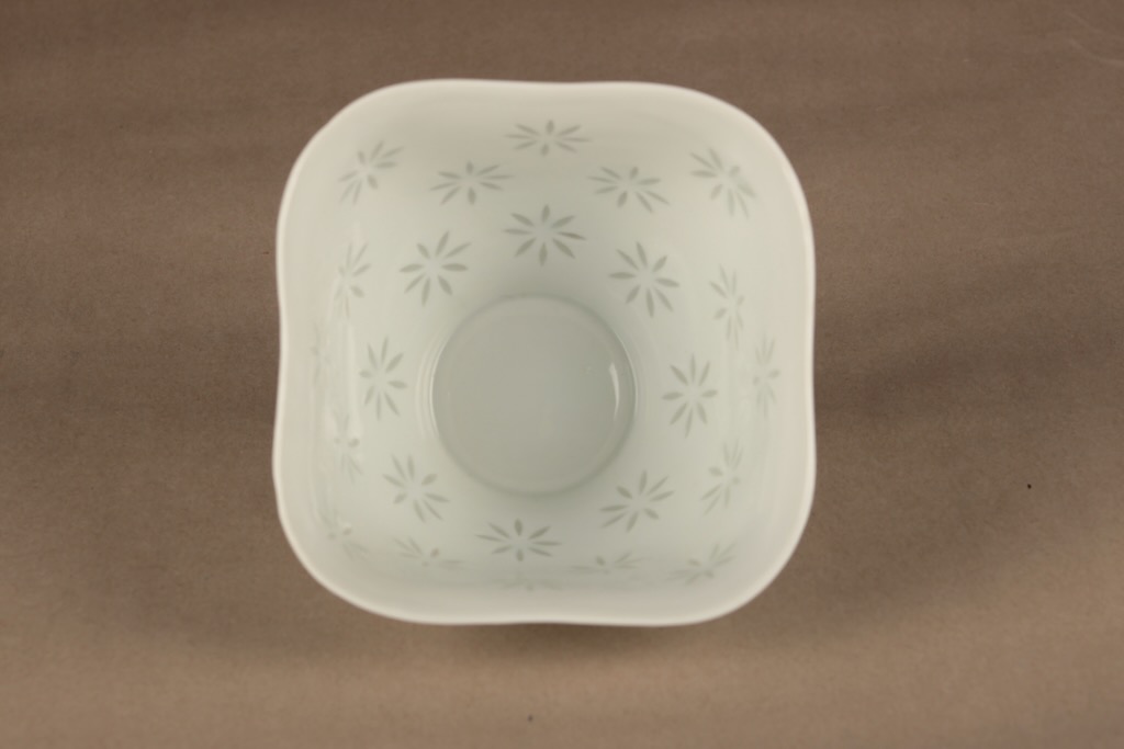 Arabia FK 8 maljakko, riisiposliini, suunnittelija Friedl Holzer-Kjellberg, riisiposliini, signeerattu kuva 3