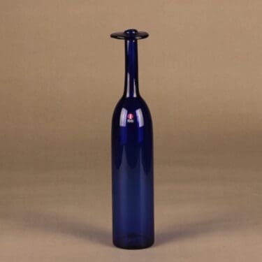 Nuutajärvi Pro Arte Safiiri koristepullo, signeerattu, numeroitu, suunnittelija Oiva Toikka, signeerattu, numeroitu