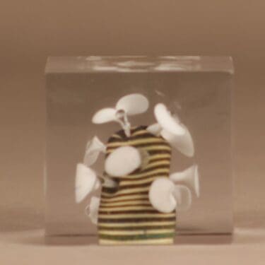 Nuutajärvi Vuosikuutio 1981 taide-esine suunnittelija Oiva Toikka