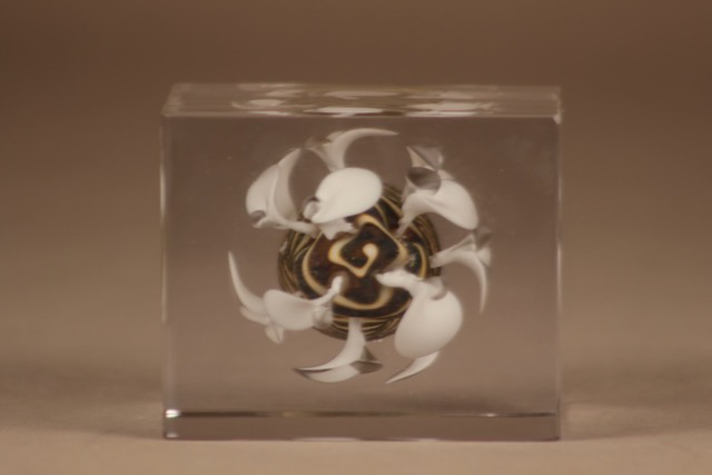 Nuutajärvi Vuosikuutio 1981 taide-esine suunnittelija Oiva Toikka 5