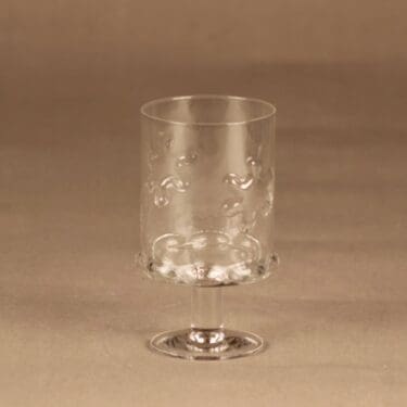 Riihimäen lasi Kasper punaviinilasi, jalallinen, suunnittelija Erkkitapio Siiroinen, jalallinen