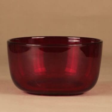 Iittala 5577 bowl, ruby