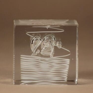 Nuutajärvi vuosikuutio, 1987, suunnittelija Oiva Toikka, 1987|signeerattu