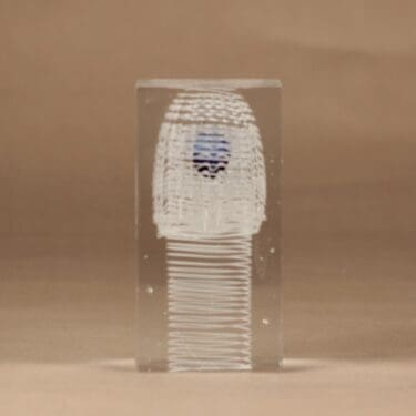 Nuutajärvi juhlakuutio, numeroitu, suunnittelija Oiva Toikka, numeroitu, signeerattu