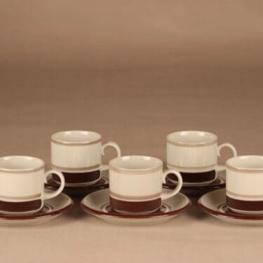 Arabia Pirtti kahvikuppi, valkoinen, ruskea, 5 kpl, suunnittelija Raija Uosikkinen, raitakoriste