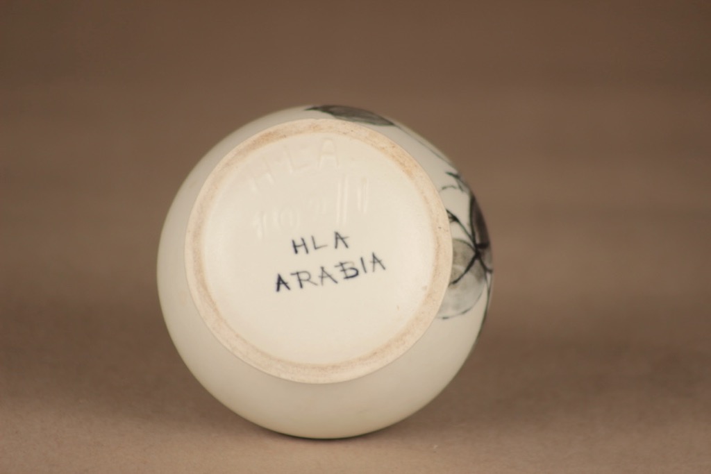 Arabia HLA 102/1 maljakko, käsinmaalattu, suunnittelija Hilkka-Liisa Ahola, käsinmaalattu, signeerattu, kukka kuva 2