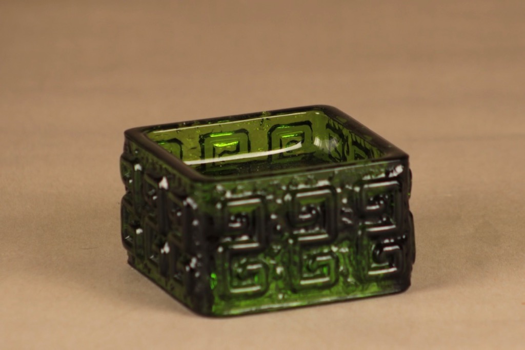 Riihimäen lasi Taalari kynttilänjalka, vihreä, suunnittelija Tamara Aladin,