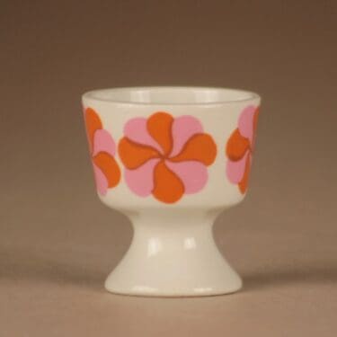 Arabia Mamselli egg cup designer Gunvor Olin-Grönqvist